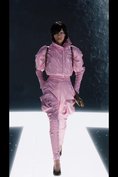 Look 60